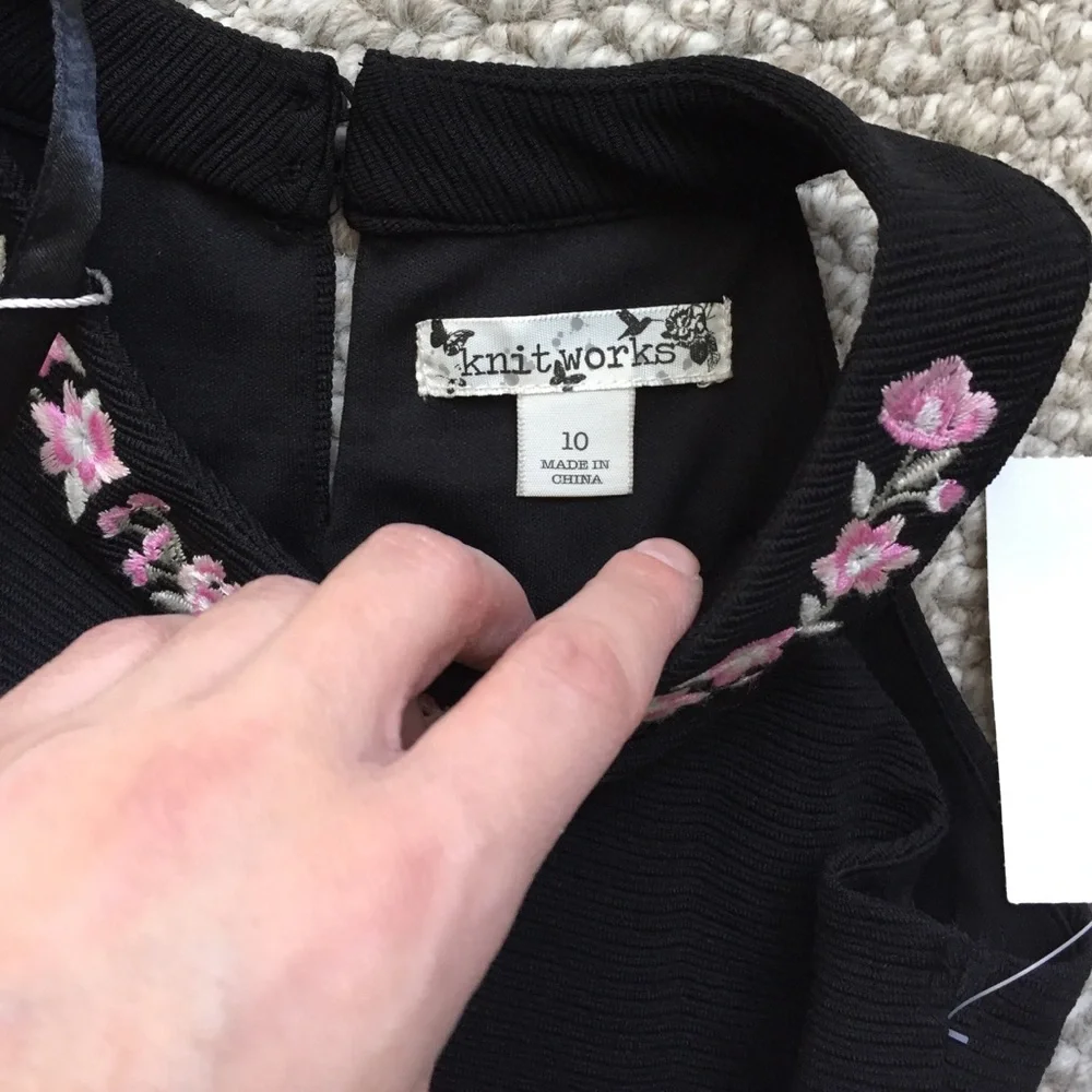 Beautiful‎ Girls Dress Size 10 Comes with Purse